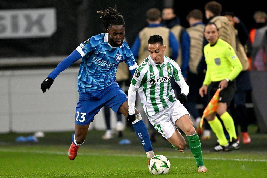 阿贾克斯风云变幻首发淘汰赛 阿贾克斯风云变幻首发淘汰赛