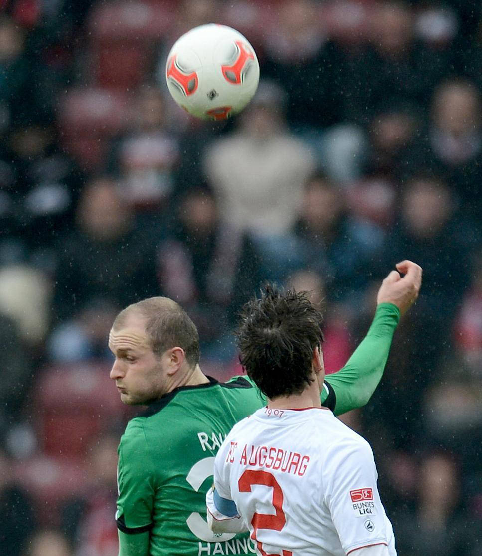 包含汉诺威96球员表现出色，球迷期待下场比赛的词条