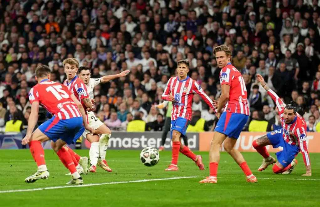 包含马德里竞技止步欧冠，西甲球队全面溃败的词条