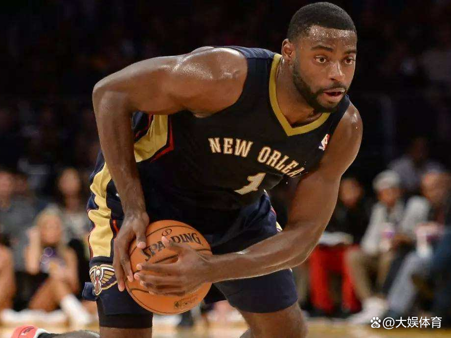 B体育体育投注-关于雄鹿前锋获评最佳新秀步入联盟光芒照人的信息