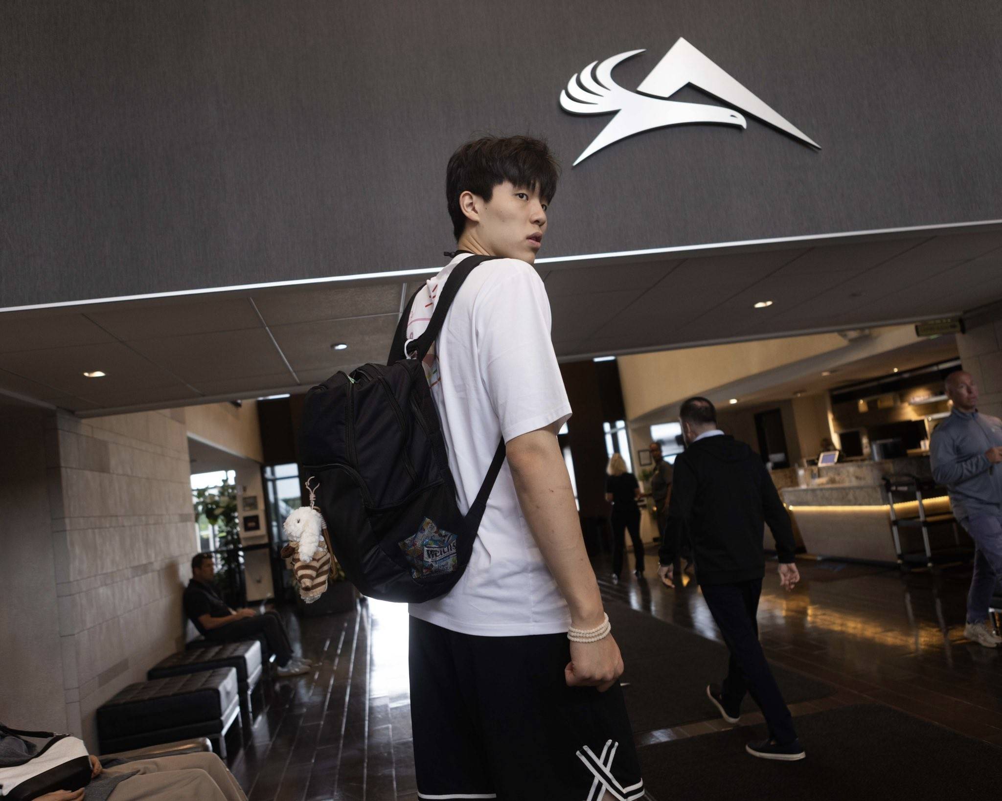 开拓者主帅公开晒训练成绩表队员拼劲十足