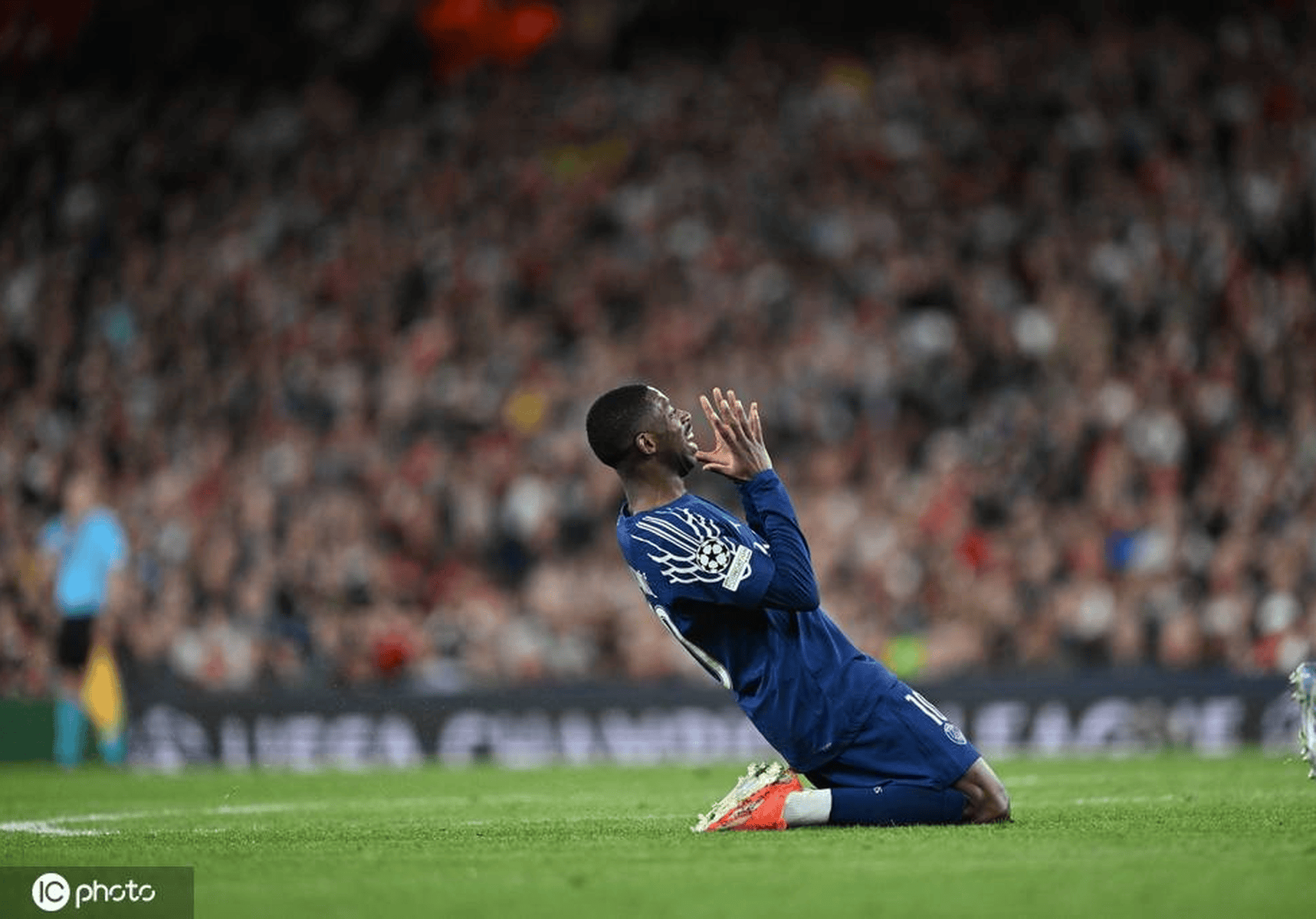 阿森纳攻击火力全开,客场轻松获胜 阿森纳攻击火力全开,客场轻松获胜