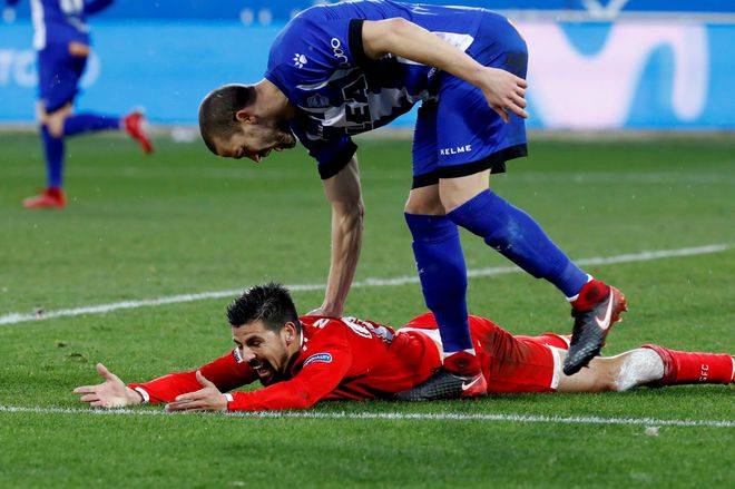 阿拉维斯防守稳固,主场零封对手 阿拉维斯防守稳固,主场零封对手