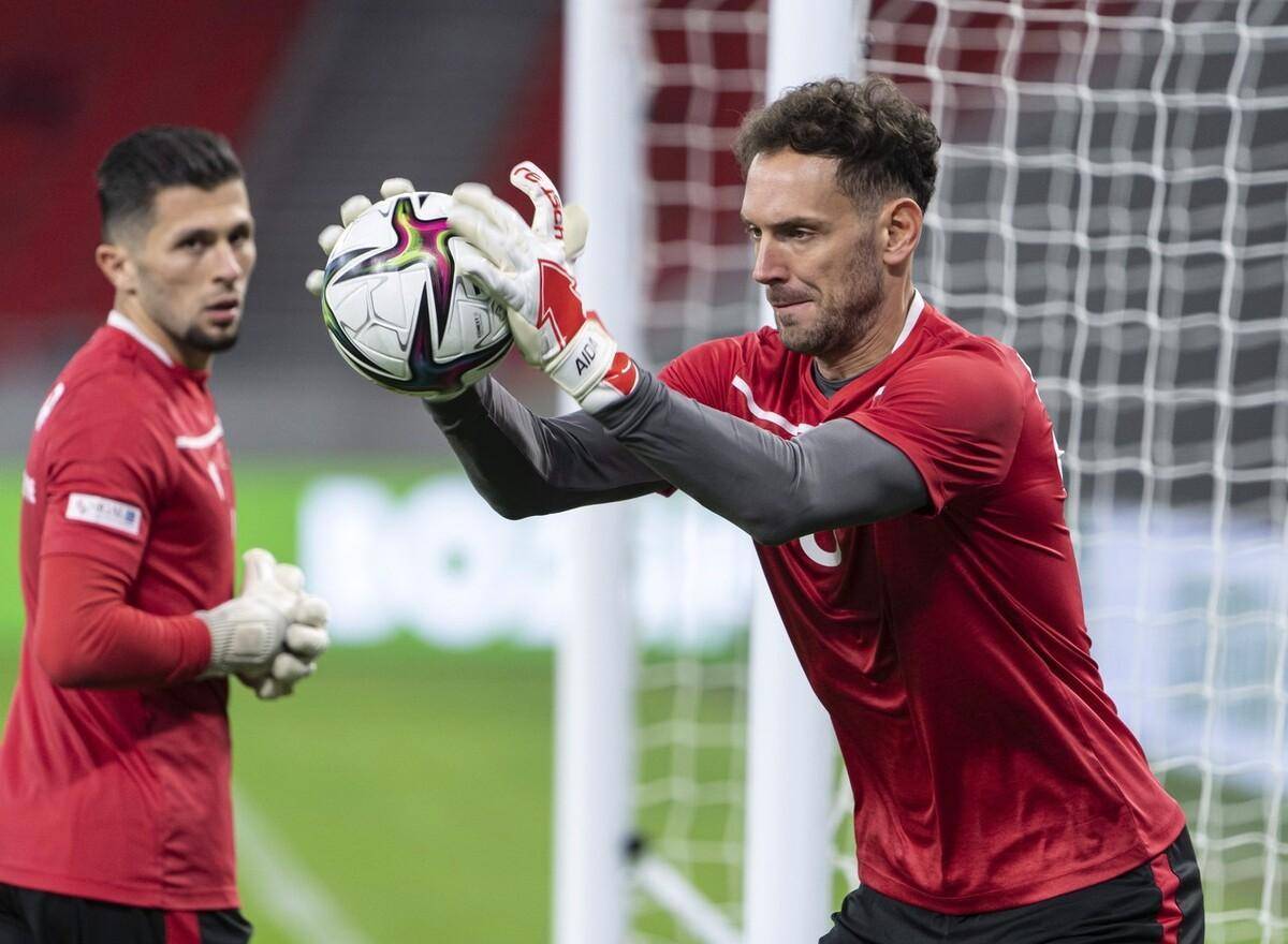 B体育体育平台-匈牙利球队在欧洲联赛中竭尽全力,取得进步