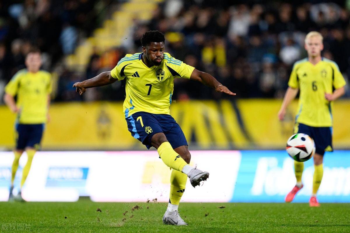 B体育体育网页版-关于瑞典队在欧国联比赛中展现出色实力的信息