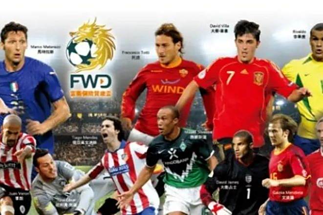 足球巨星集结同场竞技，比赛场面火爆刺激的简单介绍