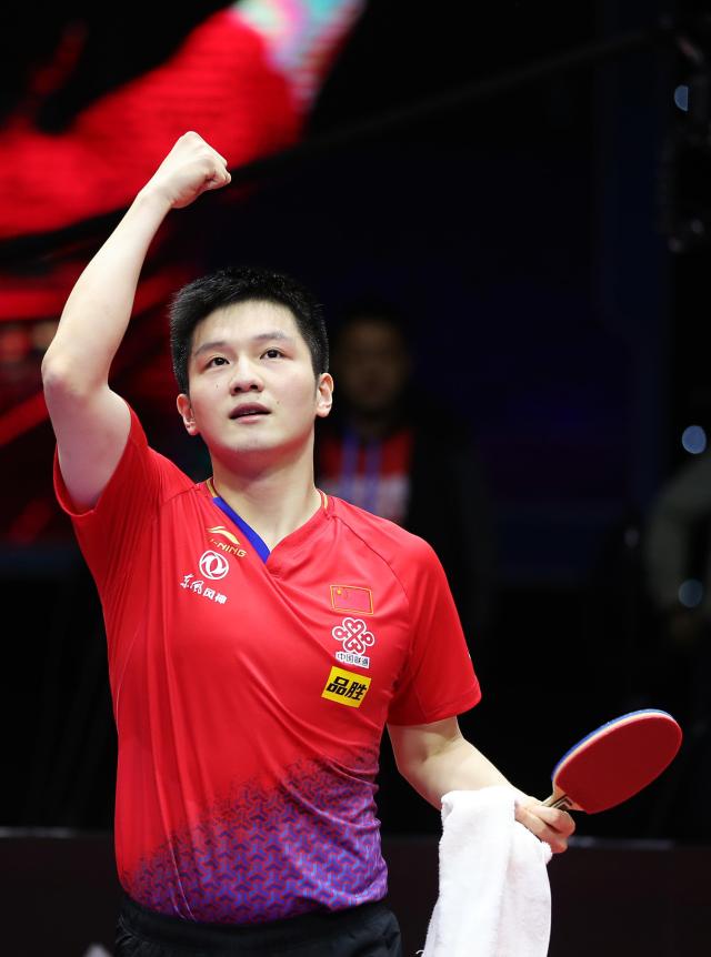 B体育体育活动-乓球比赛中中国选手强势夺魁