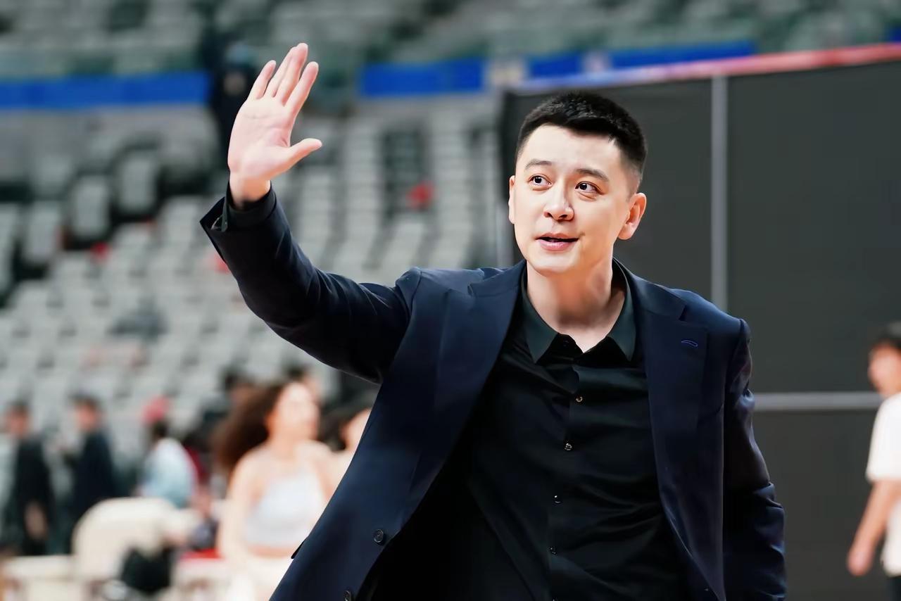 B体育体育登录-中国男篮主教练透露备战马刺策略,希望展现团队实力的简单介绍