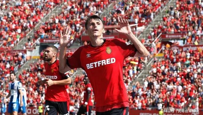 B体育体育官网-皇马主场告捷，错失半程冠军的简单介绍