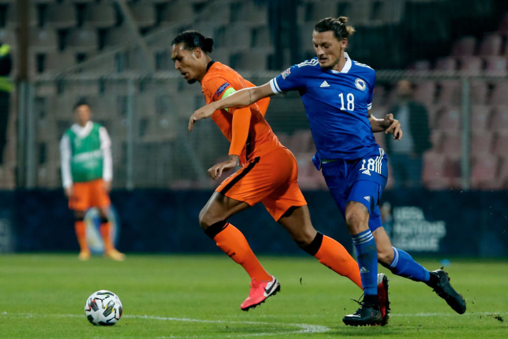 荷兰男足零封马其顿,芬兰首胜欧锦赛胜利! 荷兰男足零封马其顿,芬兰首胜欧锦赛胜利!