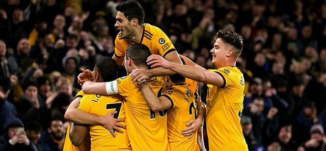 B体育体育电竞-狼队主场横扫对手，豪取大胜