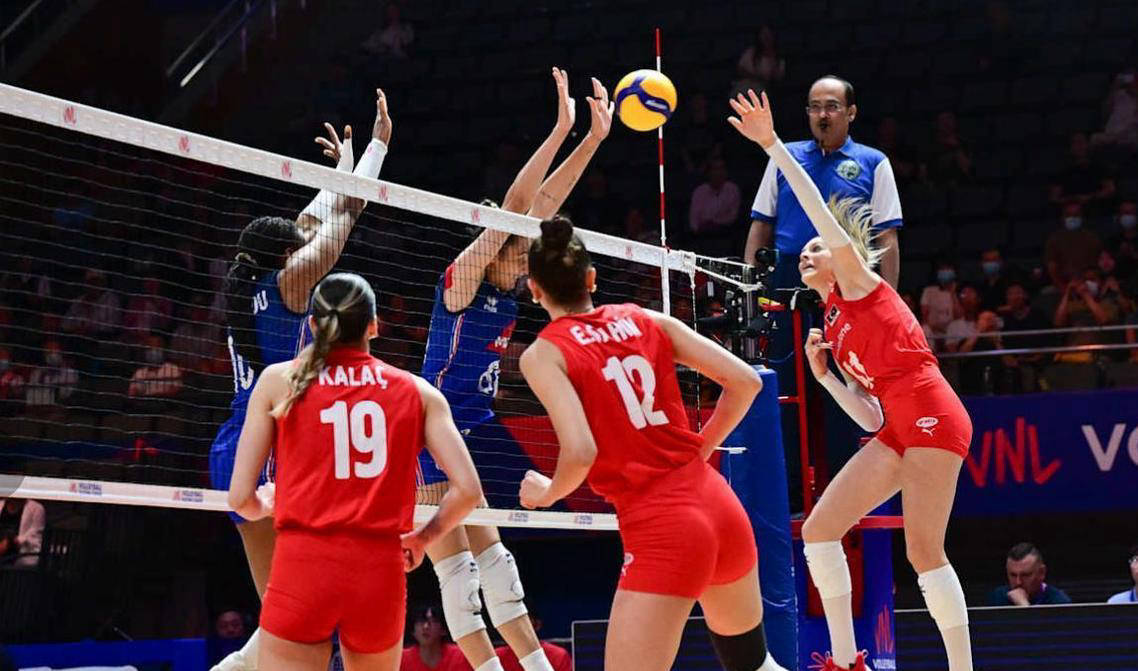 B体育体育网站入口-欧预赛:土耳其队再现火力,法国队遭遇挑战的简单介绍